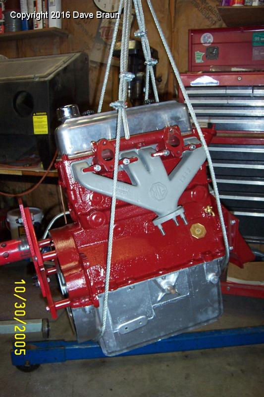 MGTD15470/Engine XPAG TD2 15613/Installation/Fresh engine on hoist